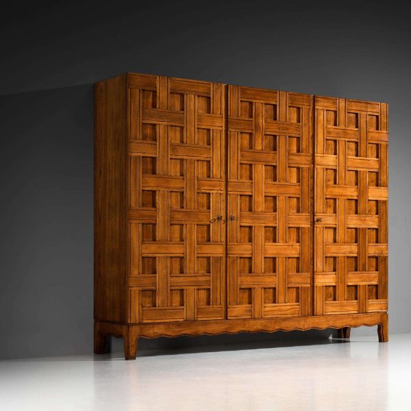 Paolo Buffa Large Highboard or Wardrobe in Chestnut 1940s - Image 6