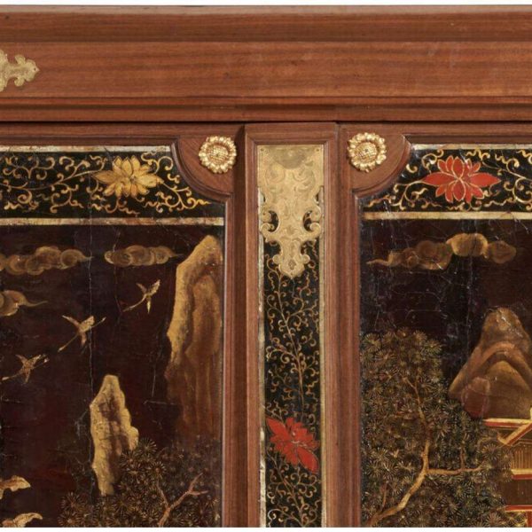 Rare Louis XV Ormolu-Mounted Tulipwood and Chinese Lacquer Cabinet - Image 5
