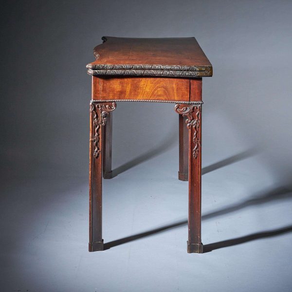 18th Century George III Carved Mahogany Serpentine Concertina Action Card Table - Image 4