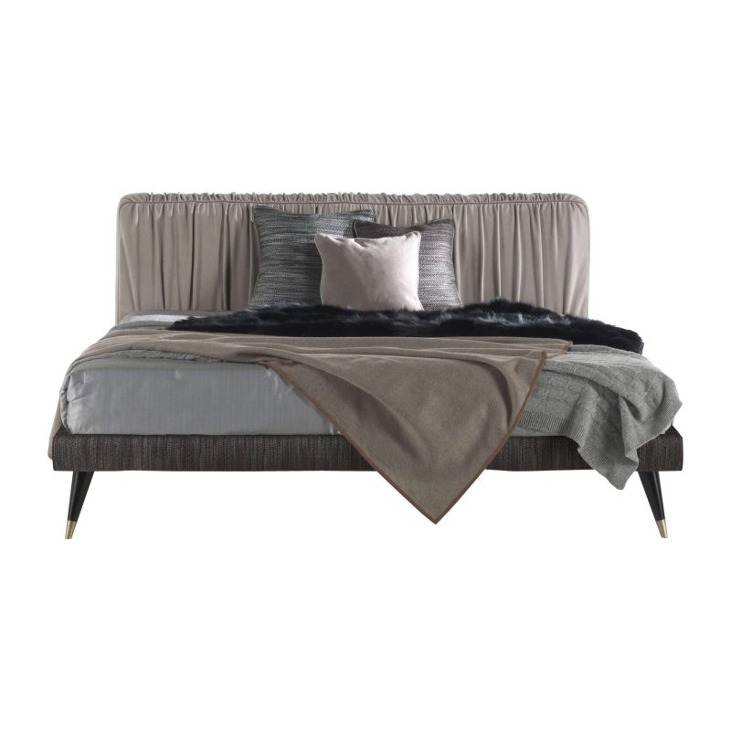 21st Century Highlander Bed in Leather by Gianfranco Ferré Home