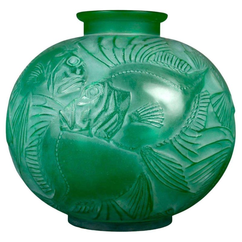 1921 René Lalique Vase Poissons Emerald Green Glass with White Patina Fishes