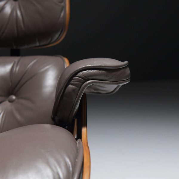 Vintage Eames Lounge Chair & Ottoman by Ray & Charles Eames for Herman Miller - Image 6