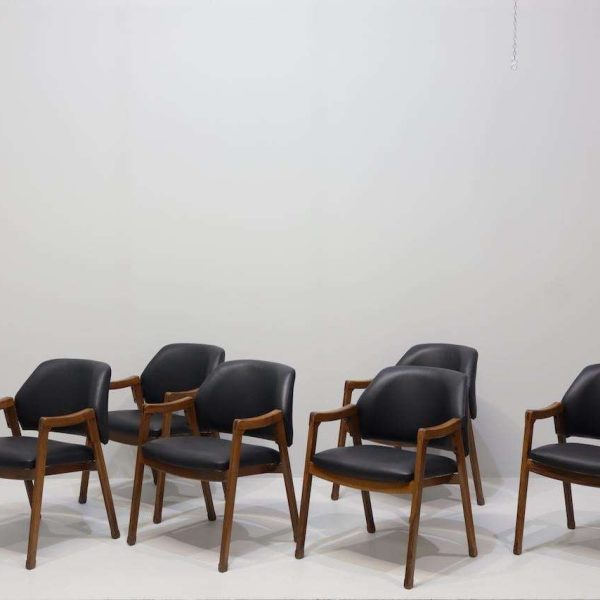 Chairs/Armchairs for Cassina Model 814 Leather, Set of Six by Ico Parisi - Image 6
