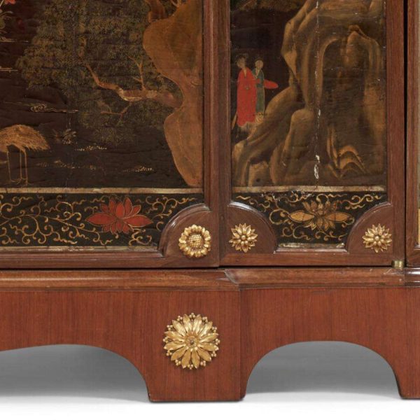 Rare Louis XV Ormolu-Mounted Tulipwood and Chinese Lacquer Cabinet - Image 6