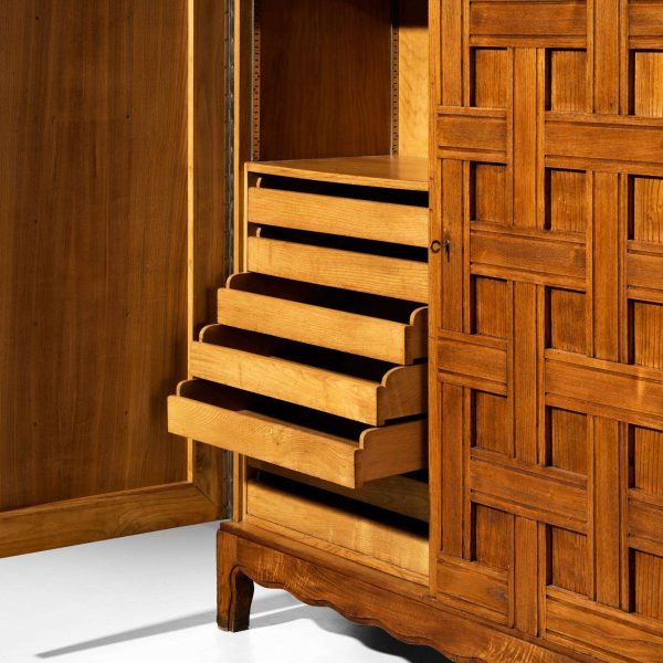 Paolo Buffa Large Highboard or Wardrobe in Chestnut 1940s - Image 8