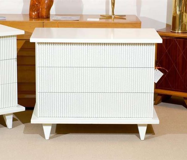 Exceptional Pair of Modern Commodes by American of Martinsville, circa 1950 - Image 5