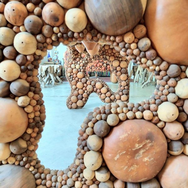 Reef Table from the Reefs Collection - Image 6