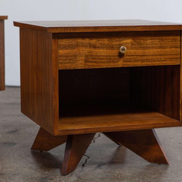 George Nakashima Origins Nightstands for Widdicomb, Walnut - Pair - Image 6