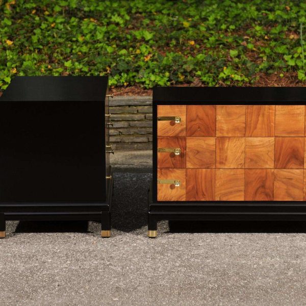 Breathtaking Pair of Black Walnut Parquetry Small Commodes by Renzo Rutili - Image 3