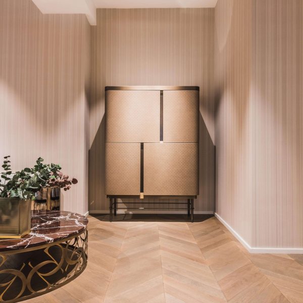 21st Century Art Déco Elie Saab Maison Leather Marble Essence Bar Cabinet, Italy - Image 2