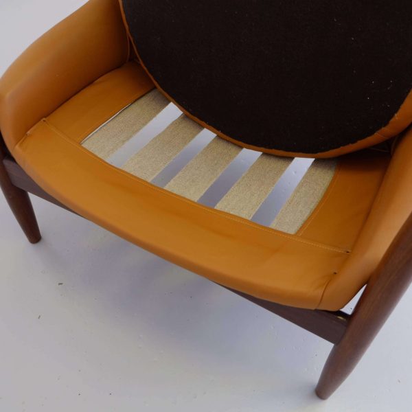 Ib Kofod-Larsen Seal Easy Chair - Image 6