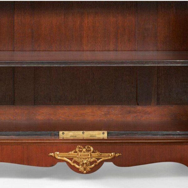 Rare Louis XV Ormolu-Mounted Tulipwood and Chinese Lacquer Cabinet - Image 15
