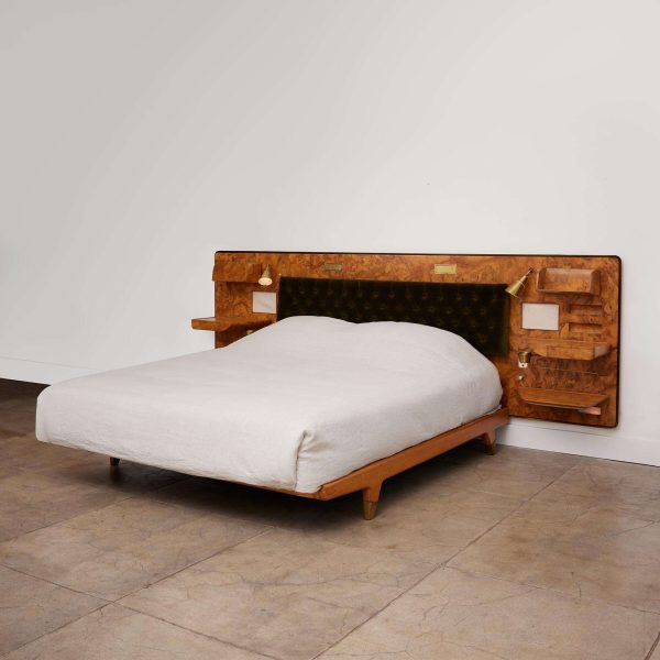 Gio Ponti Headboard and Bedframe with Attached Nightstands - Image 2