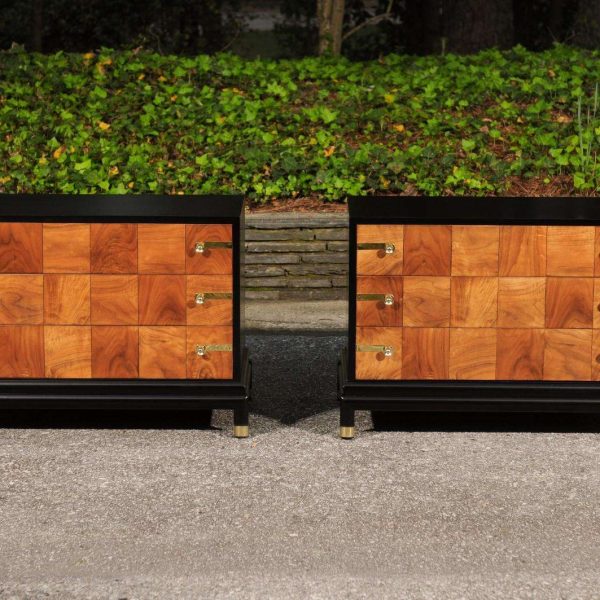 Breathtaking Pair of Black Walnut Parquetry Small Commodes by Renzo Rutili - Image 2