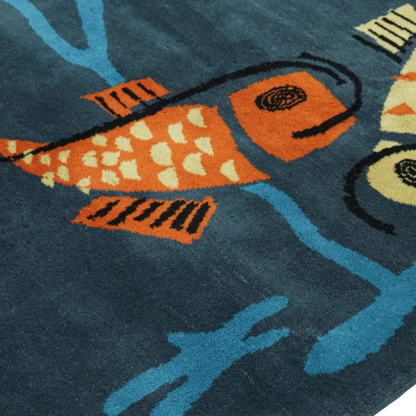 Vintage Zeki Müren Rug in Navy Blue with Fish Pictorials - Image 4