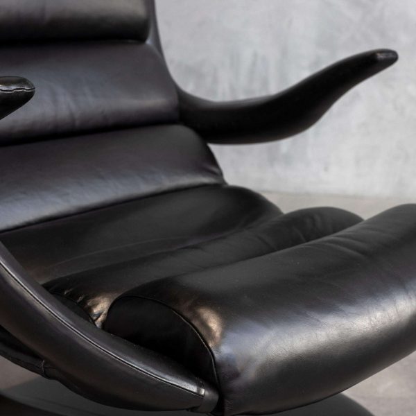 William Emmerson "Ab Ovo" Leather Hanging Pod Chair - Black - Image 2