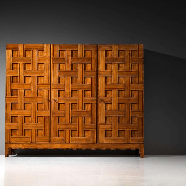 Paolo Buffa Large Highboard or Wardrobe in Chestnut 1940s - Image 4