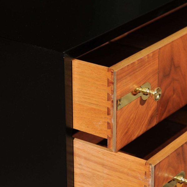 Breathtaking Pair of Black Walnut Parquetry Small Commodes by Renzo Rutili - Image 10