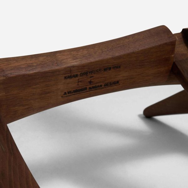 Vladimir Kagan Lounge Chair, Walnut, White Bouclé, Kagan-Dreyfuss, Inc, c. 1950 - Image 9