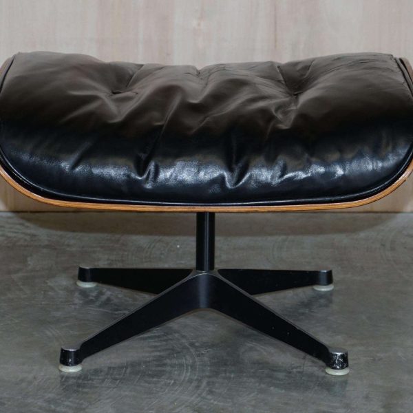 Restored 1960 Herman Miller No1 Hardwood Eames Lounge Armchair and Ottoman - Image 16