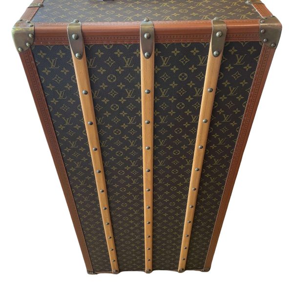 Wardrobe Louis Vuitton Trunk - Image 5